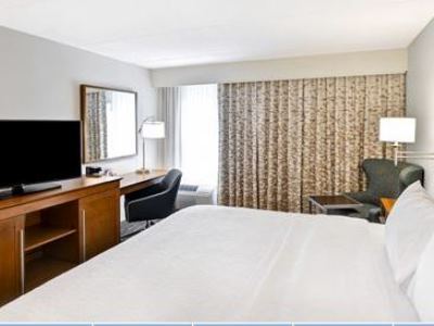 Hampton Albany-wolf Road 3*